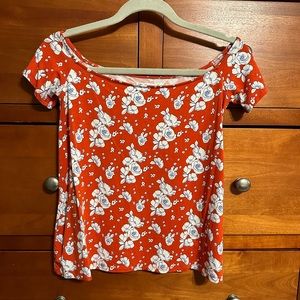 Off the shoulder fighting Eel top